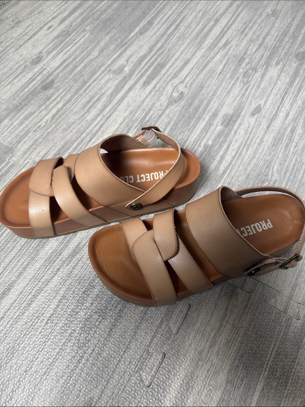 Project Cloud Tan Leather Convertible Strappy Comfort Sandals Size 7.5 - Picture 2 of 6